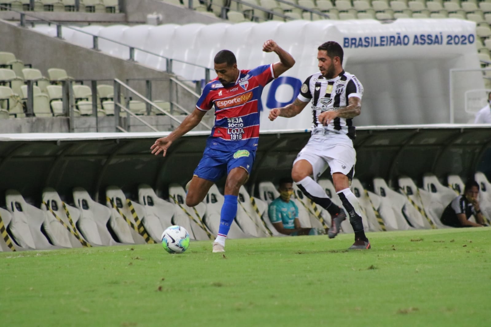 Cabe no Leão? Palmeiras faz limpeza no elenco e coloca dois jogadores para  buscarem novo clube 