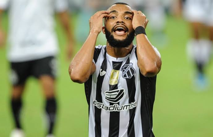 CC659AD7-304A-488B-B5B7-5785E3085FE6