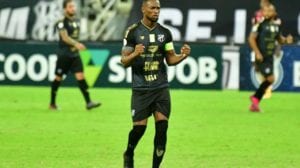 Ídolo? Luiz Otávio completa marca histórica pelo Ceará
