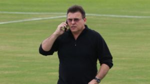 Robinson revela posições que negocia para reforçar o Ceará