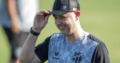 Tiago Nunes comenta sobre 2022 do Ceará: "Resgatar o que já tínhamos e fortalecer conceitos"
