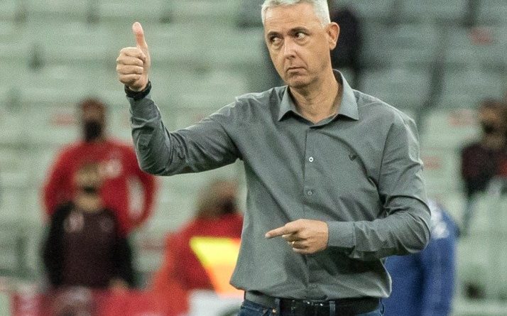 Tiago Nunes sobre reforços no Ceará: "não é o que o torcedor gostaria de ouvir"