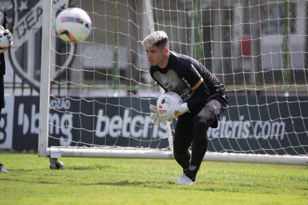 aguilar goleiro ceará