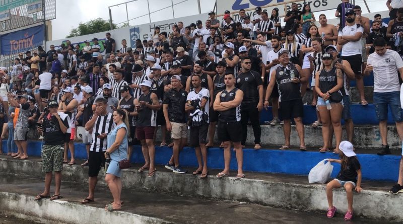 Torcida do Ceará em Iguatu.