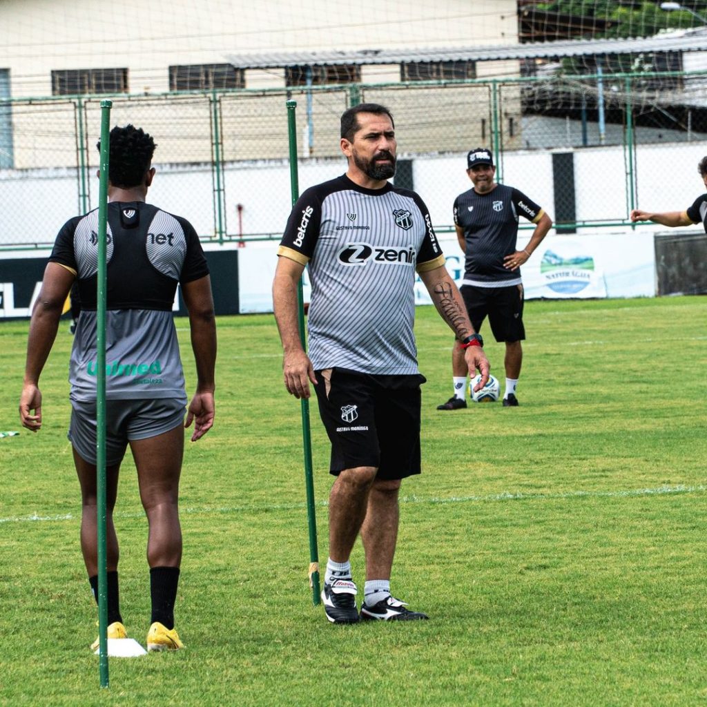 Gustavo Morinigo, treinador do Ceará.