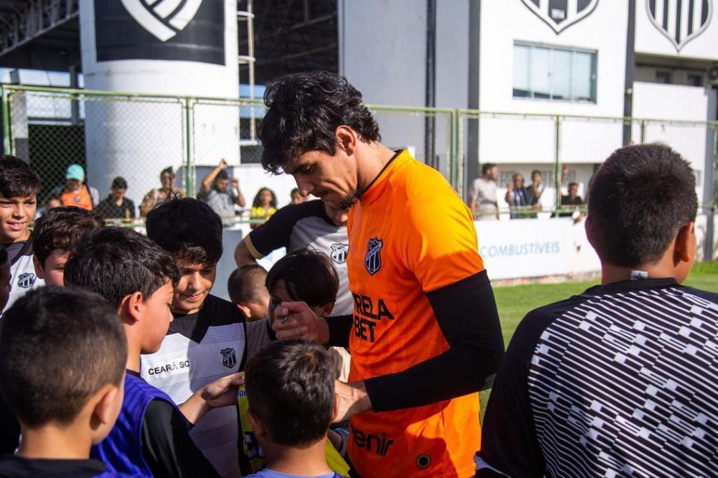 RIchard, goleiro do Ceará.