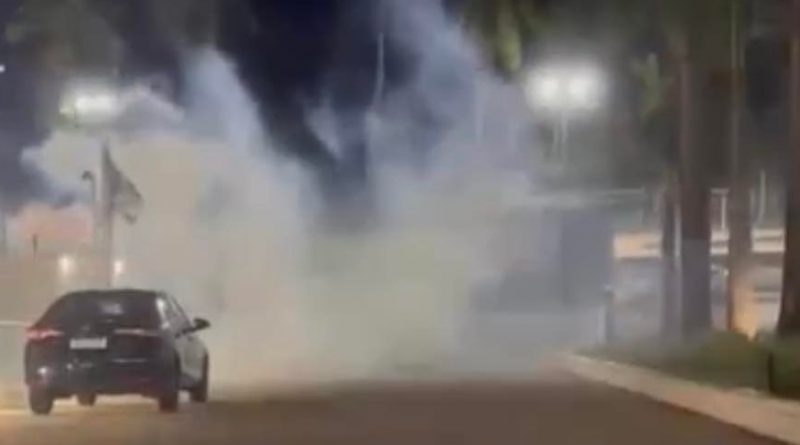 Torcida do Sport solta fogos em frente a hotel para atrapalhar noite de sono do elenco do Ceará