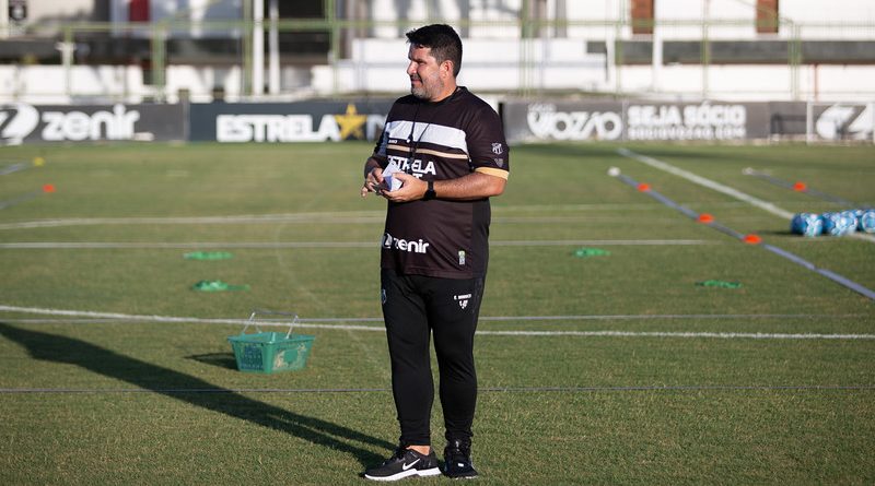 Eduardo Barroca, treinador do Ceará. Notícias do Vozão.