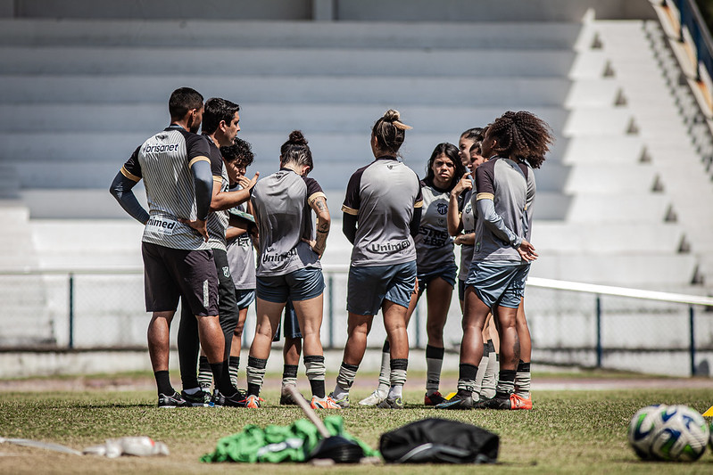 Federação Cearense de Futebol - Meninas do Vozão são campeãs do