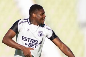 Ezequiel, centroavante do Ceará Sub-20