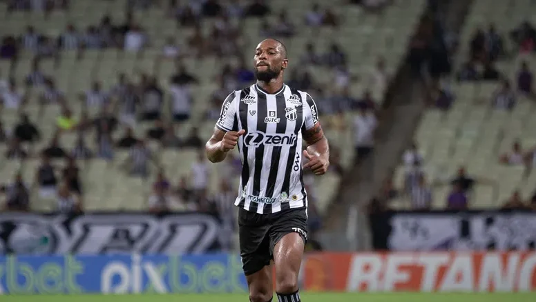 Luiz Otávio, zagueiro do Ceará.