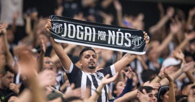 Torcida do Ceará marca presença. (Foto: Thiago Gadelha / SVM)