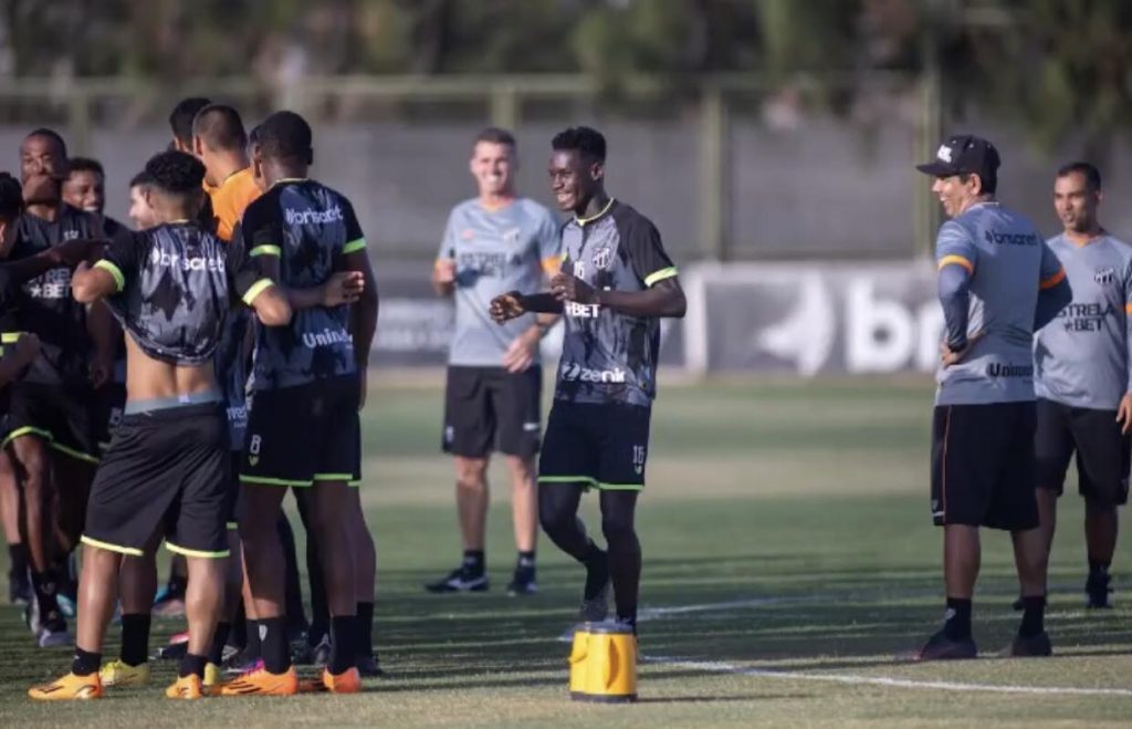 Boateng, volante base do Ceará / Treino / Base do Ceará