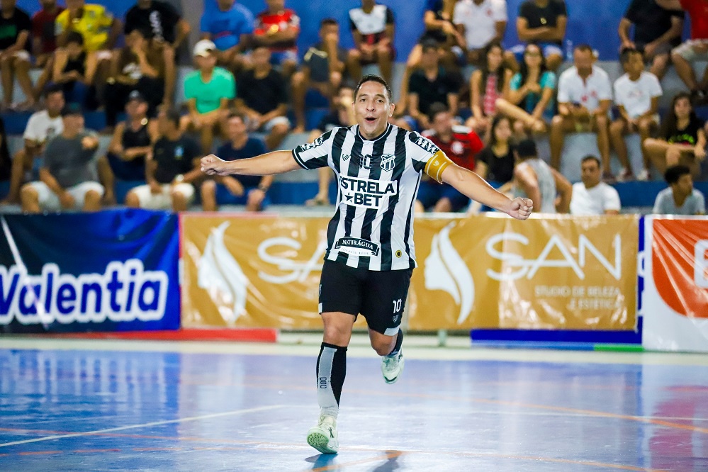 João César, atleta de futsal do Ceará
