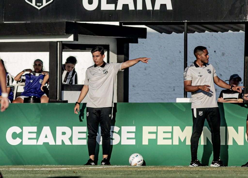 Felipe Soares, treinador do Ceará Sub-17 Feminino