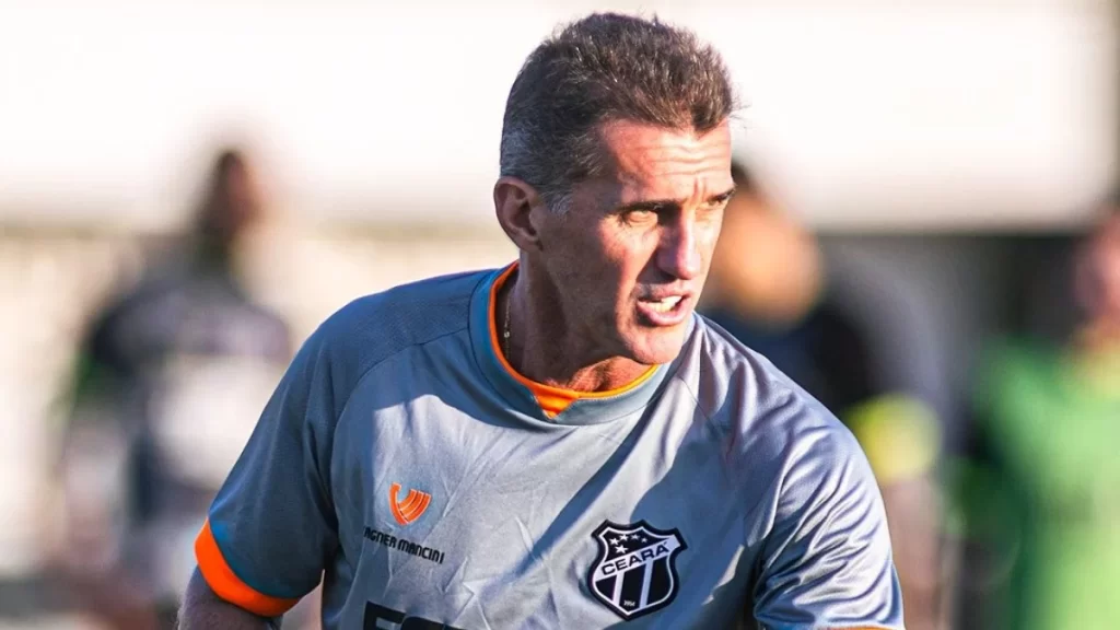 Vagner Mancini, técnico do Ceará.