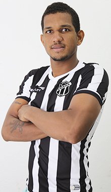 Caio César foi revelado pelas categorias de base do Ceará.