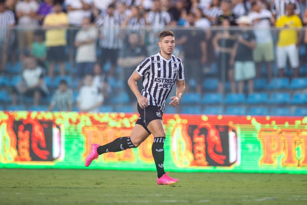 Guilherme Bissoli, atacante do Ceará