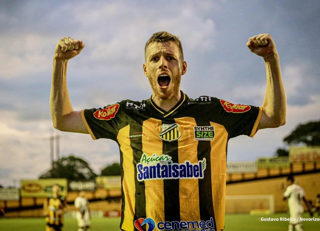 Aylon é o novo reforço do Ceará.