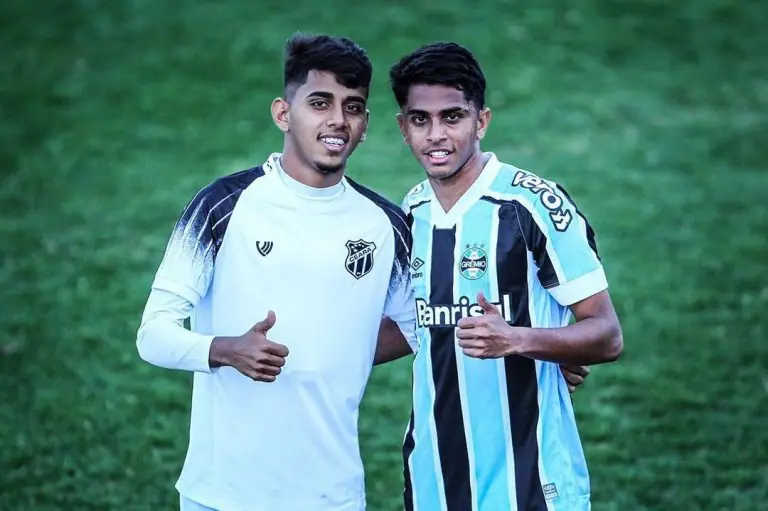 Crias da base do Ceará, os irmãos David e Robert Souza. Foto: Divulgação / Madeira Sports
