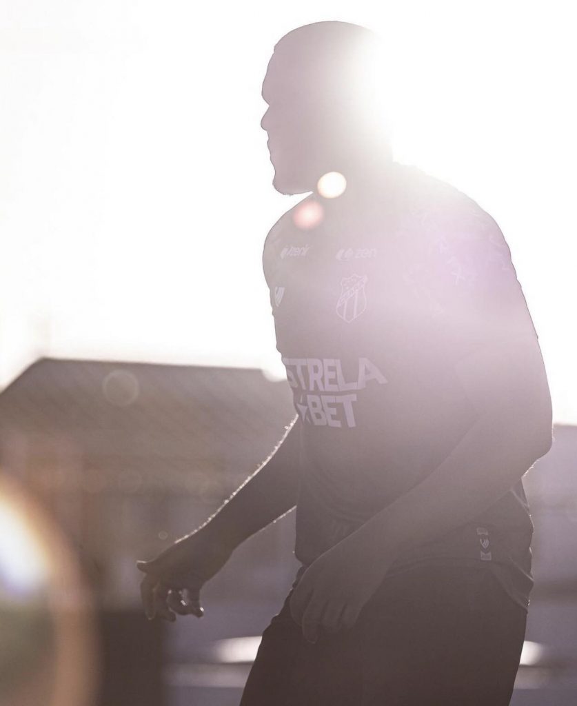 Matheus Felipe, novo zagueiro do Ceará.