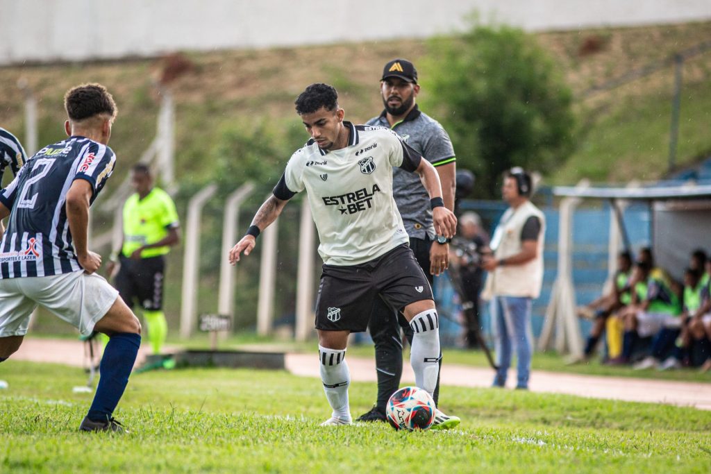 Daniel Mazerochi, atacante do Ceará Sub-20