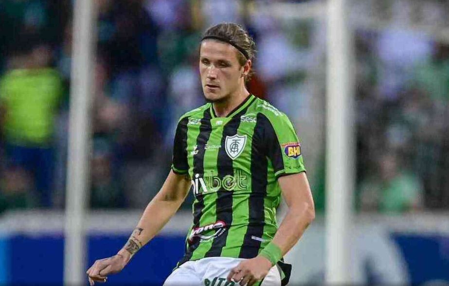 Iago Maidana nega acerto com o Ceará.