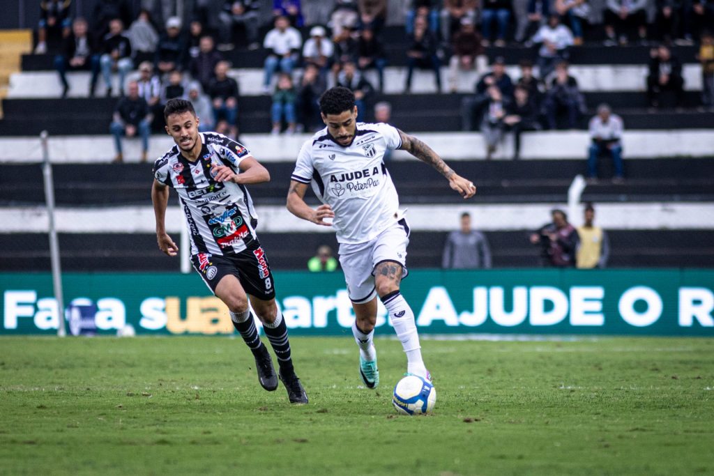 Matheus Bahia, lateral do Ceará / Série B