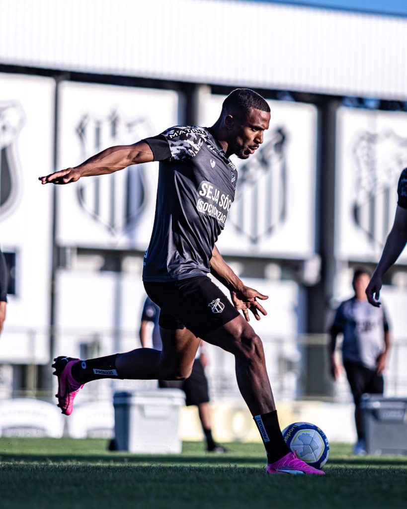 Saulo Mineiro / treino do Ceará