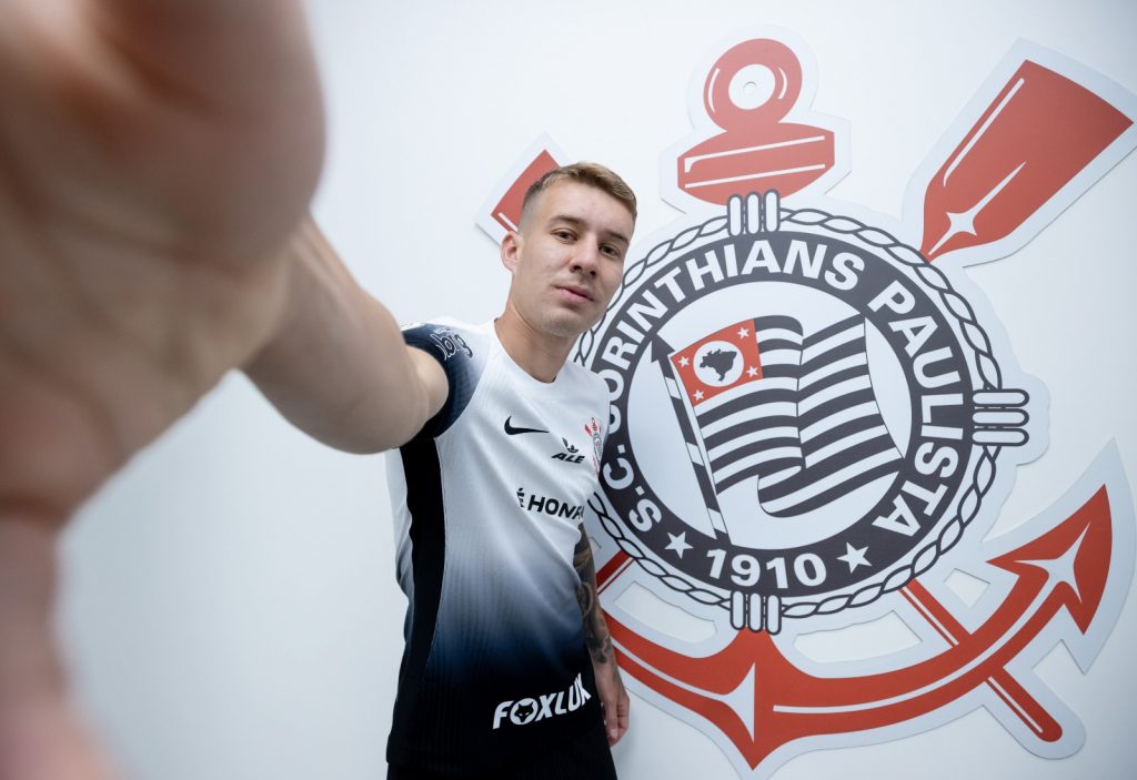 Charles, Ceará SC, Corinthians