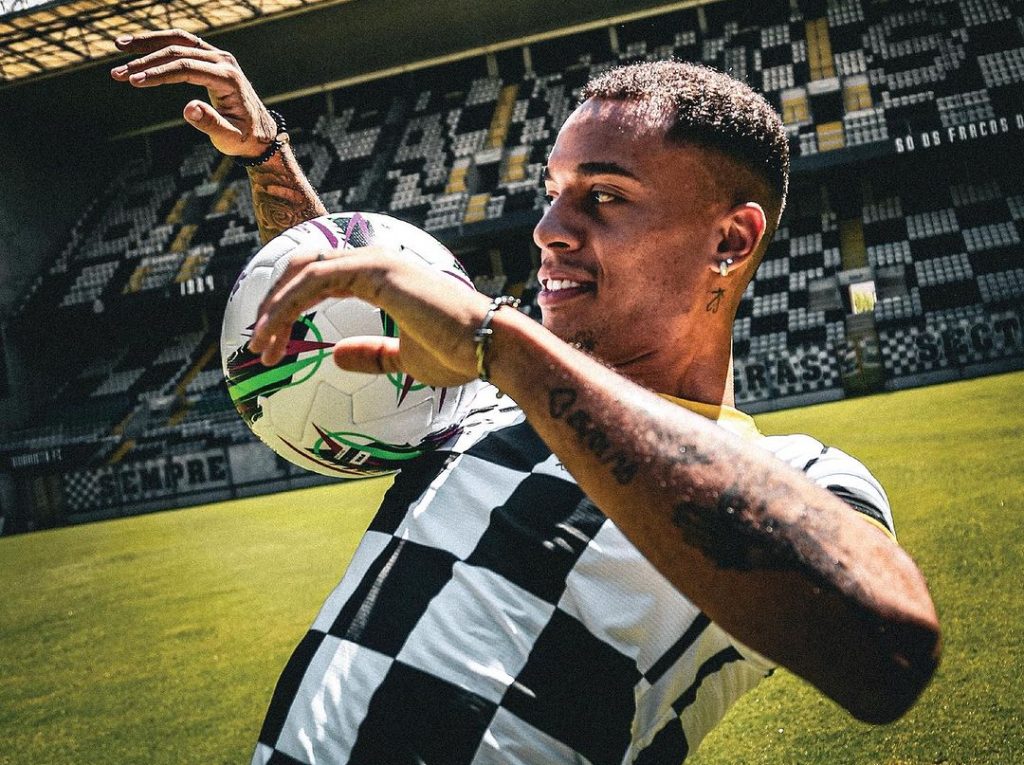 Bruninho, ex-Ceará, reforço do Boa Vista-POR.