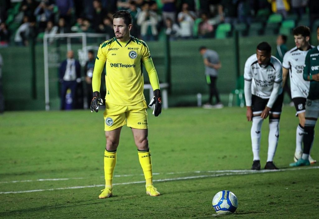 Goleiro Tadeu, Goiás x Ceará