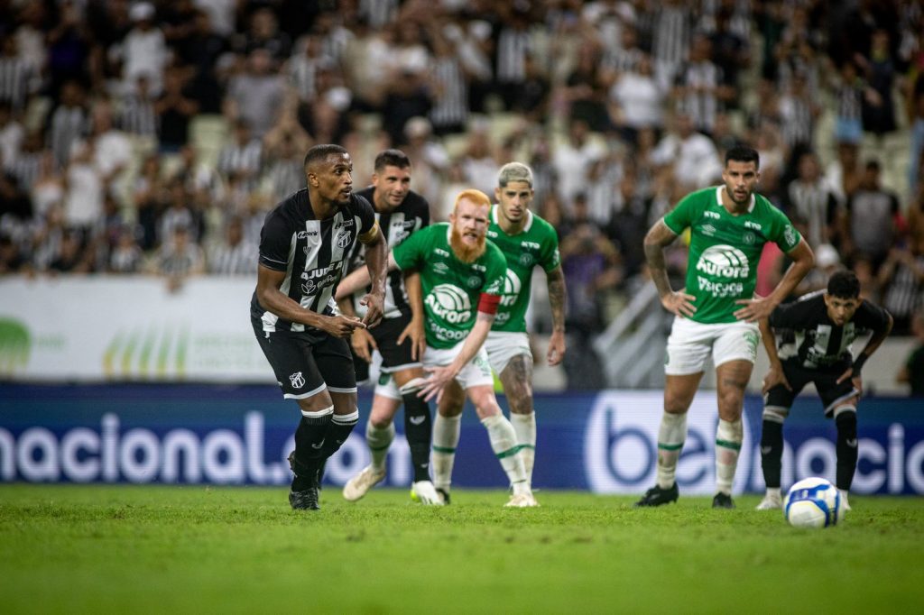 Ceará x Chapecoense - Saulo Mineiro