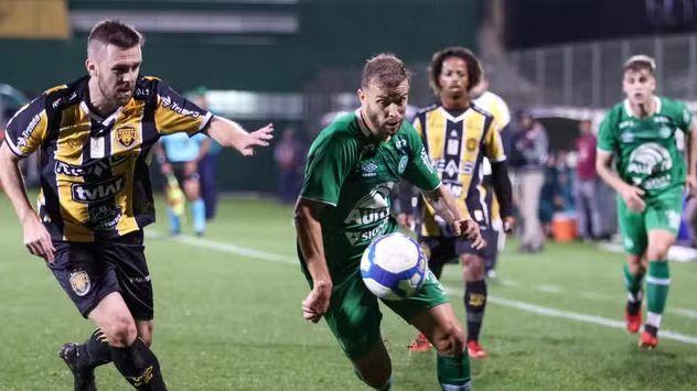 Chapecoense x Amazonas, Série B