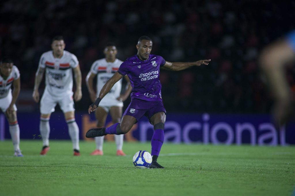 Saulo Mineiro, atacante do Ceará