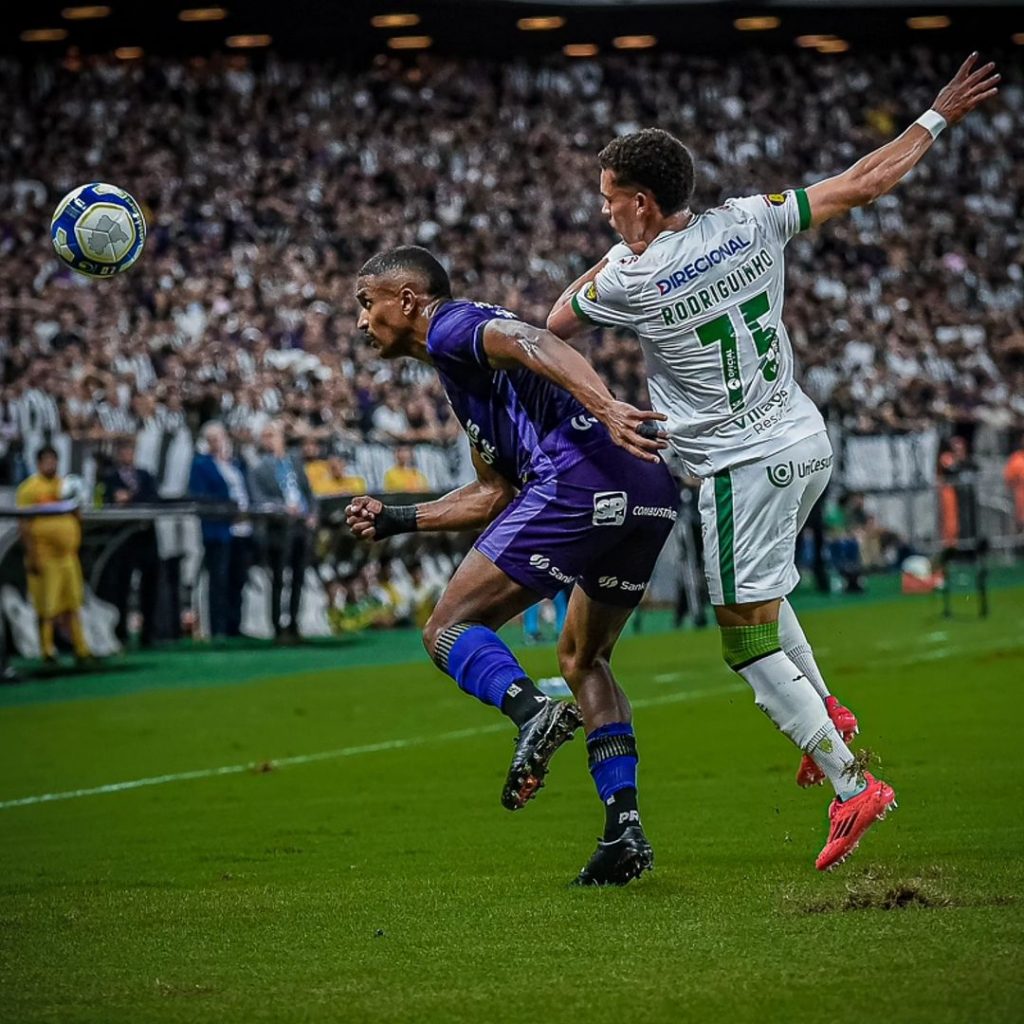 Saulo Mineiro, atacante do Ceará