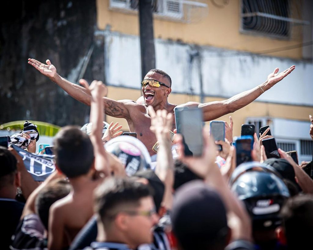 Saulo Mineiro, atacante do Ceará