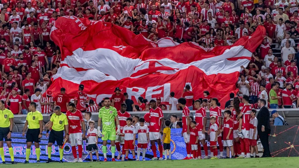 CRB x Goiás se enfrentam pela 36ª rodada da Série B.