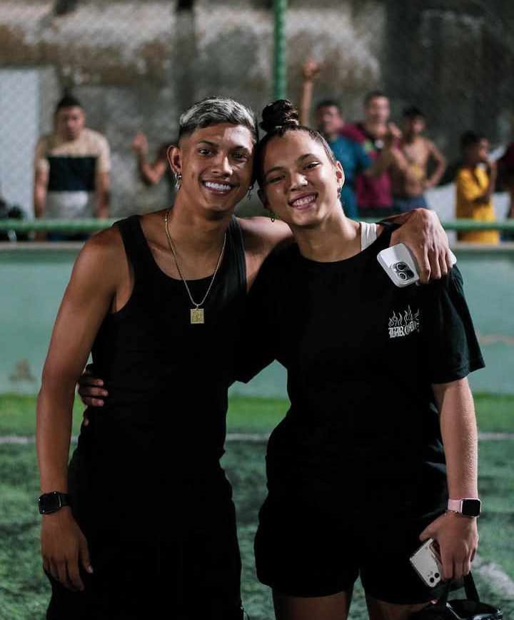 Erick Pulga e irmã