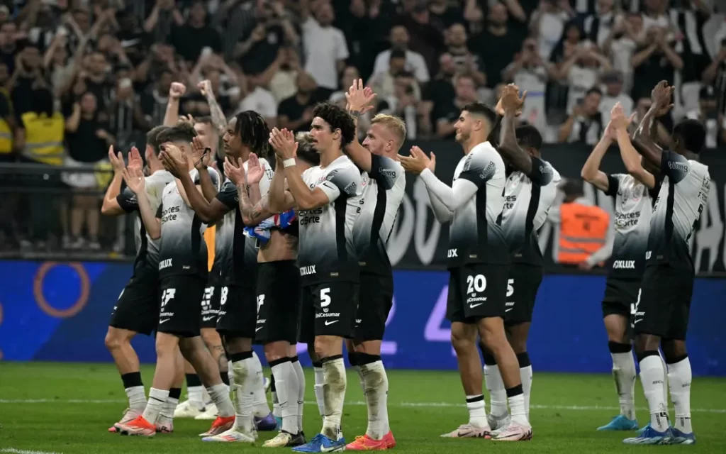 Pedro Henrique / Jogadores do Corinthians