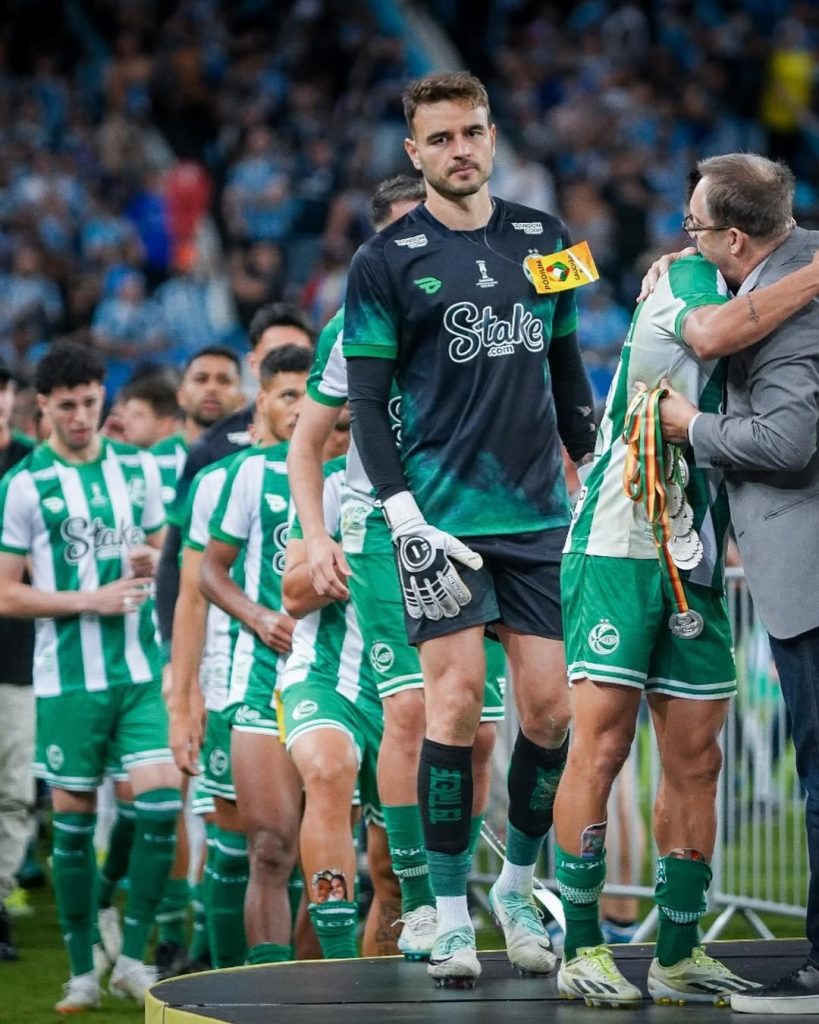 Gabriel Vasconcellos, goleiro do Coritiba-PR e que estava emprestado ao Juventude-RS, interessa ao Ceará