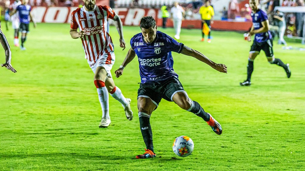 Lucas Mugni, meia do Ceará