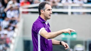 Léo Condé, treinador do Ceará