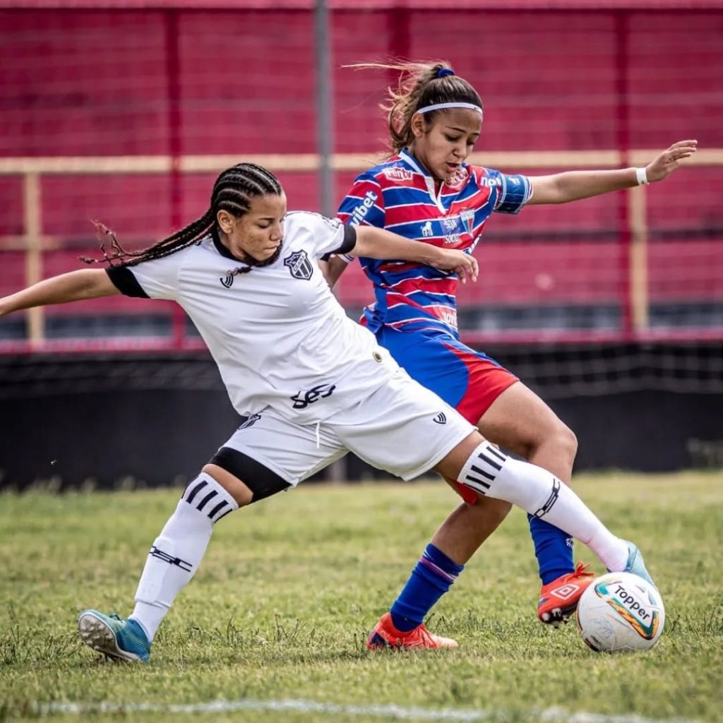 Larigol, atacante do time feminino Sub-17 do Ceará