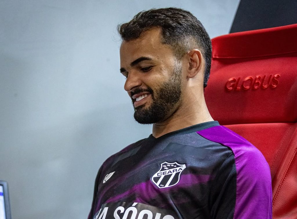 Eric Melo, lateral-esquerdo do Ceará