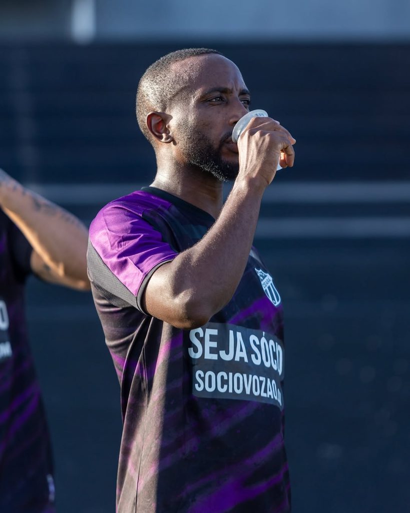Eric Melo, lateral-direito do Ceará