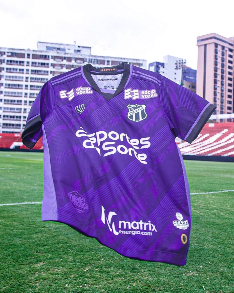 Uniforme / Manto / Camisa / Ceará