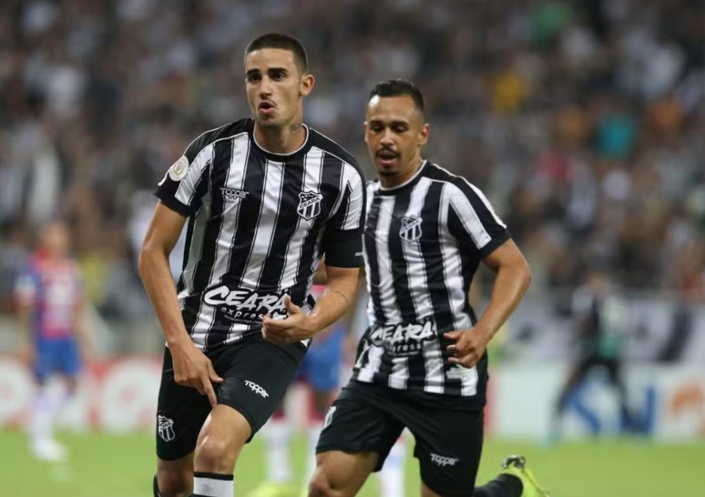 Thiago Galhardo e Lima pelo Ceará
