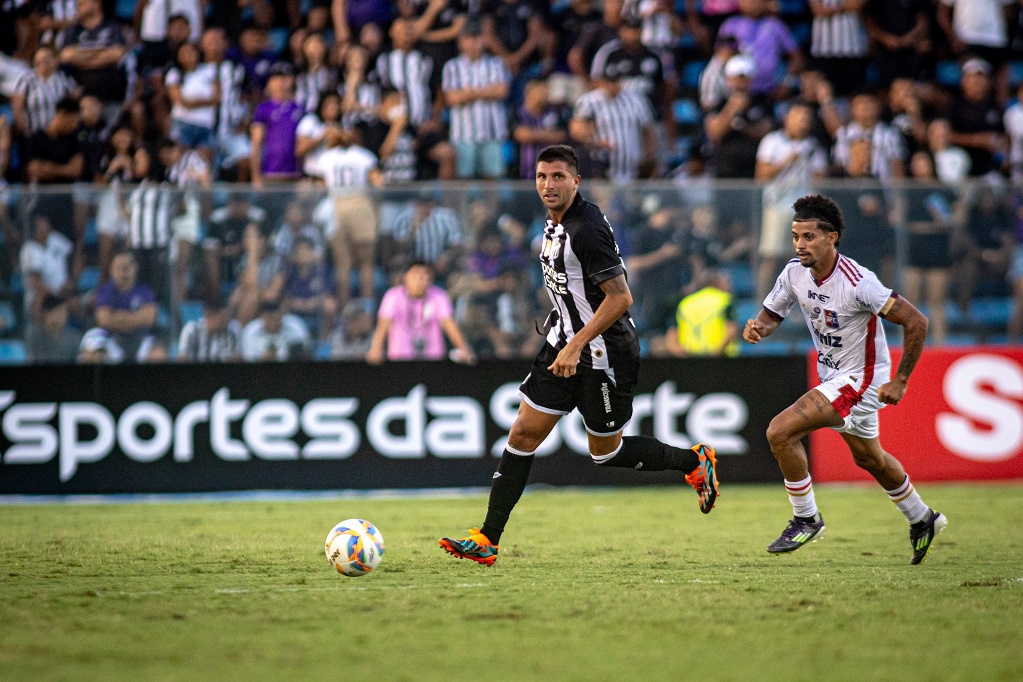 Lucas Mugni, meia do Ceará
