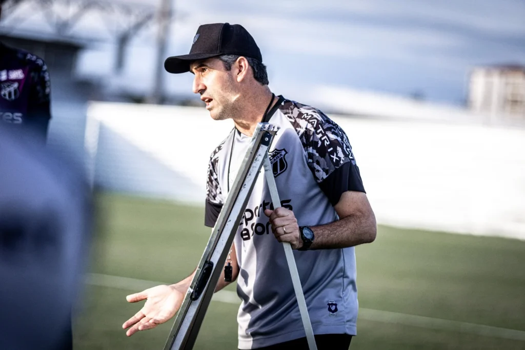 Léo Condé, treinador do Ceará